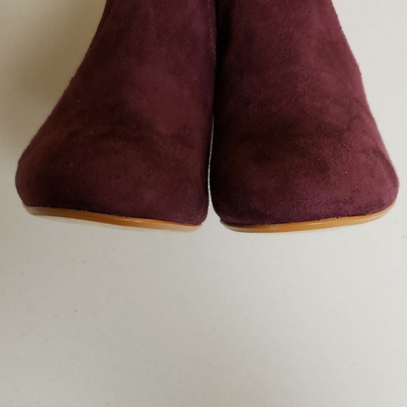 BRAND NEW Loft Bordeaux Booties Size 6 - Picture 7 of 8